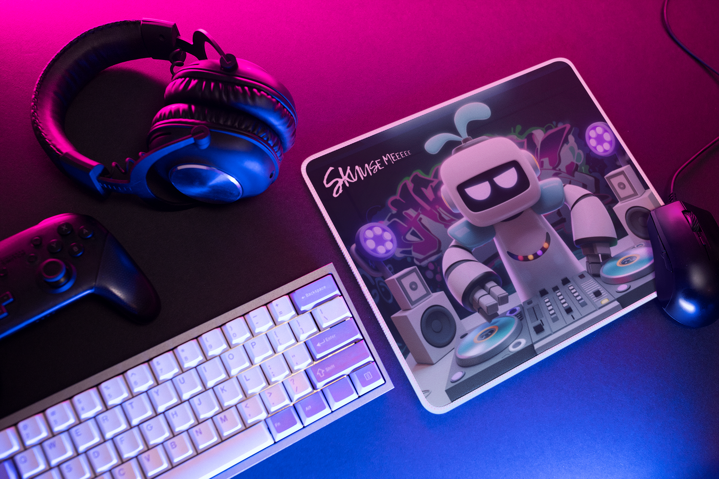 Skuuse Me Bot Mousepad